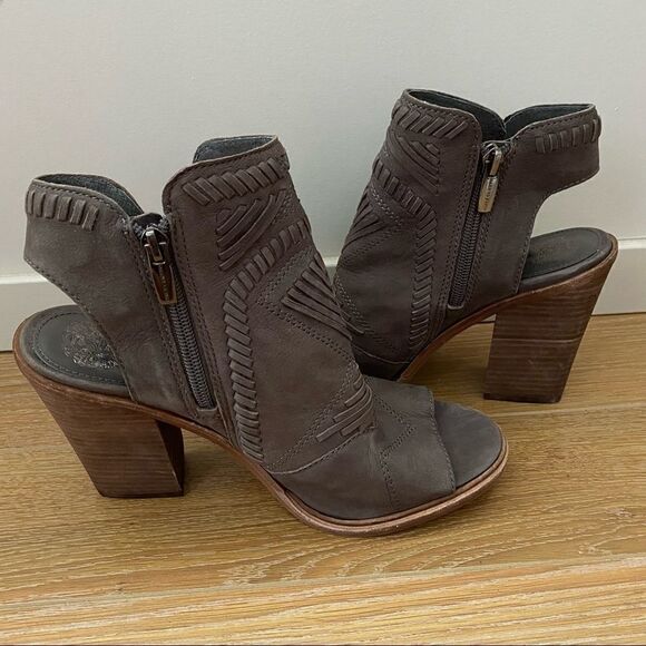 VINCE Camuto-Karinta Open Toe Bootie (8.5) - Picture 5 of 12